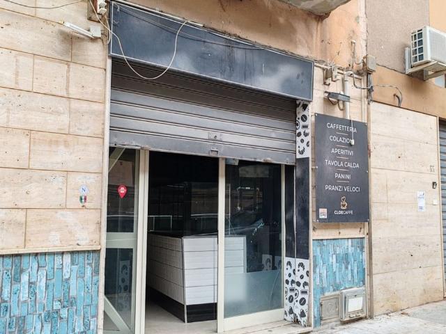Locale in affitto di 60 m² in Via Giuseppe Cesarò, 63
