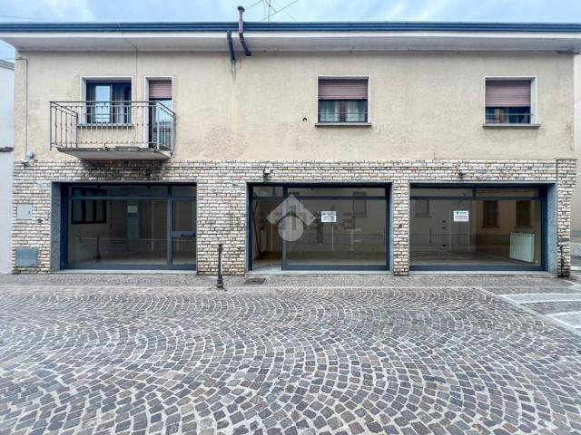 Locale in affitto di 60 m² in Via Madonna del Pozzo, 20