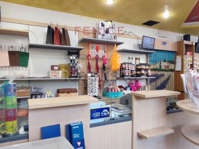 Locale in affitto di 60 m² in Via Monte Grappa, 1