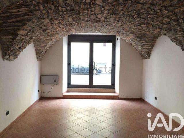 Locale in affitto di 60 m² in Via Paganini
