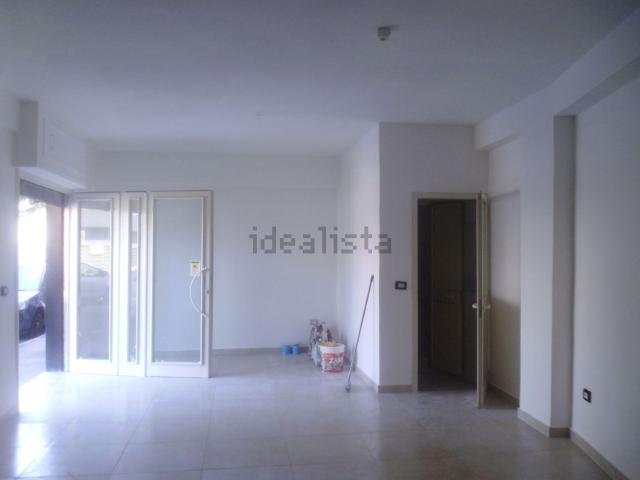 Locale in affitto di 60 m² in Via Pietro Donadio