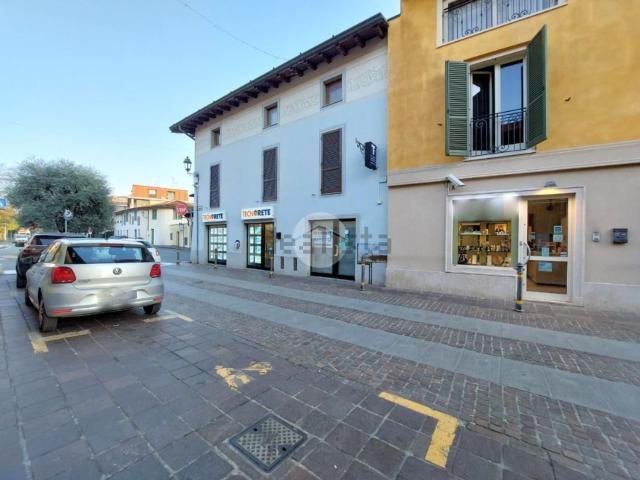 Locale in affitto di 60 m² in Via Roma, 16