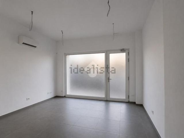 Locale in affitto di 60 m² in Via San Bernardino