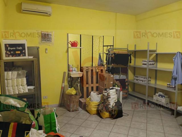 Locale in affitto di 60 m² in Via Servilio Isarnico