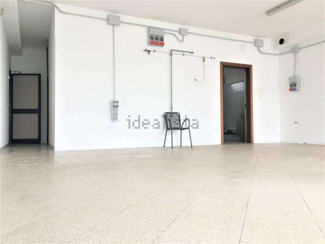 Locale in affitto di 60 m²
