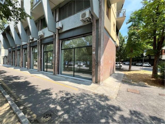 Locale in affitto di 60 m²