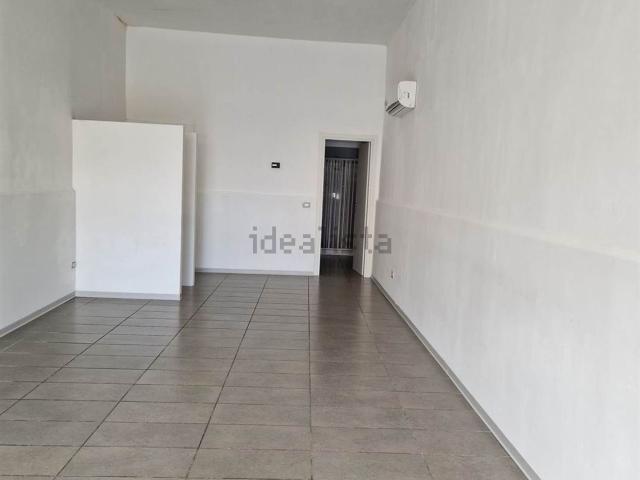 Locale in affitto di 60 m²