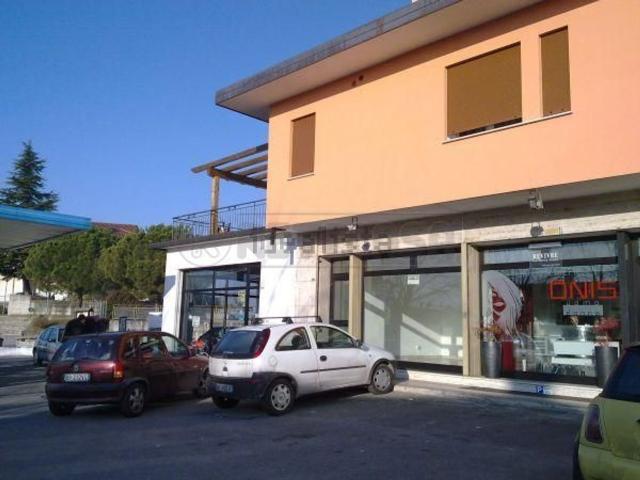 Locale in affitto di 60 m²