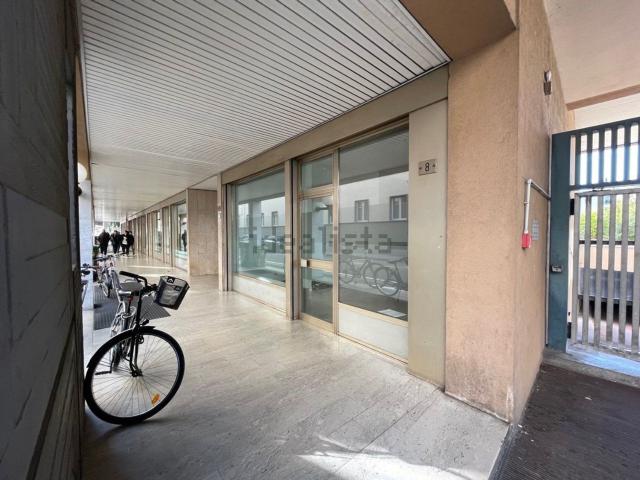 Locale in affitto di 60 m²