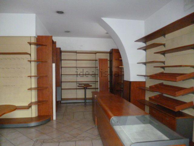 Locale in affitto di 60 m²