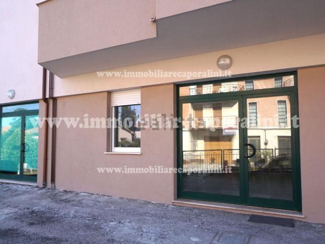 Locale in affitto di 60 m²