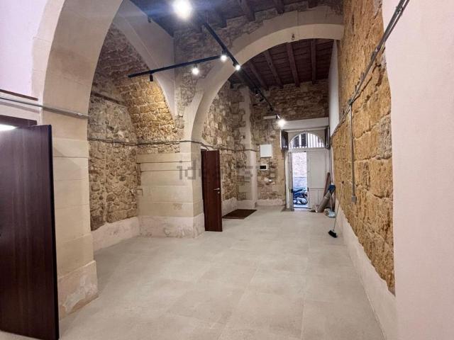 Locale in affitto di 60 m²