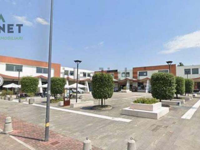Locale in affitto di 60 m²