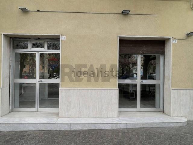 Locale in affitto di 61 m² in Corso Umberto I, 37