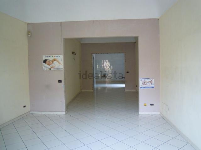 Locale in affitto di 61 m² in Via Vittorio Emanuele III, 60