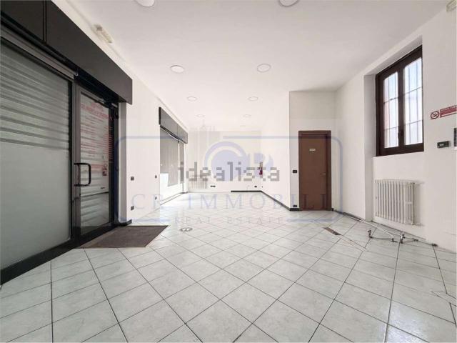 Locale in affitto di 61 m² in Via Magenta, 4