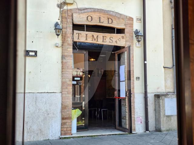 Locale in affitto di 61 m² in Viale Spinelli, 140