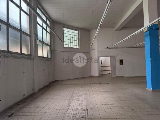 Locale in affitto di 622 m² in Via Giuseppe Ripamonti, 109
