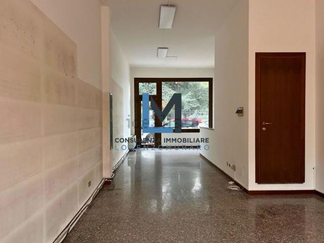 Locale in affitto di 62 m²