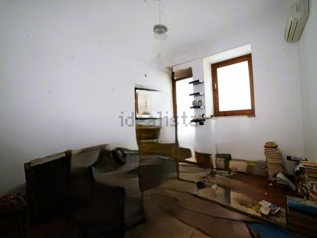 Locale in affitto di 62 m²