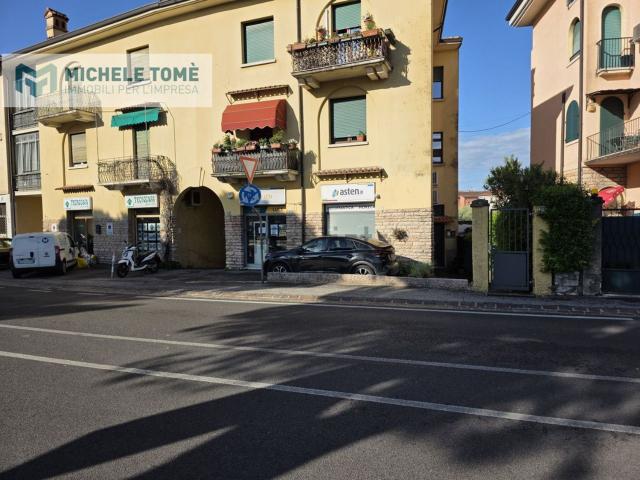 Locale in affitto di 67 m² in Corso Italia