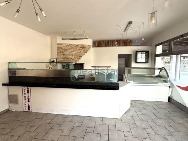 Locale in affitto di 67 m² in Via Curtatone