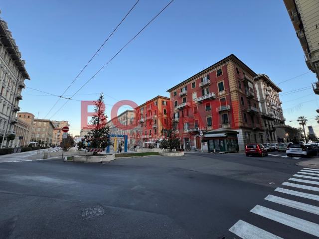 Locale in affitto di 67 m²