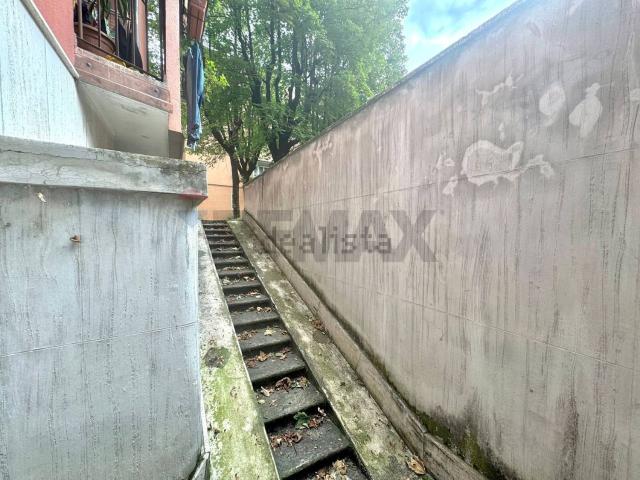 Locale in affitto di 67 m²