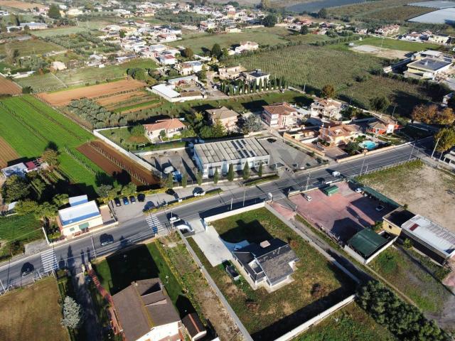 Locale in affitto di 649 m²