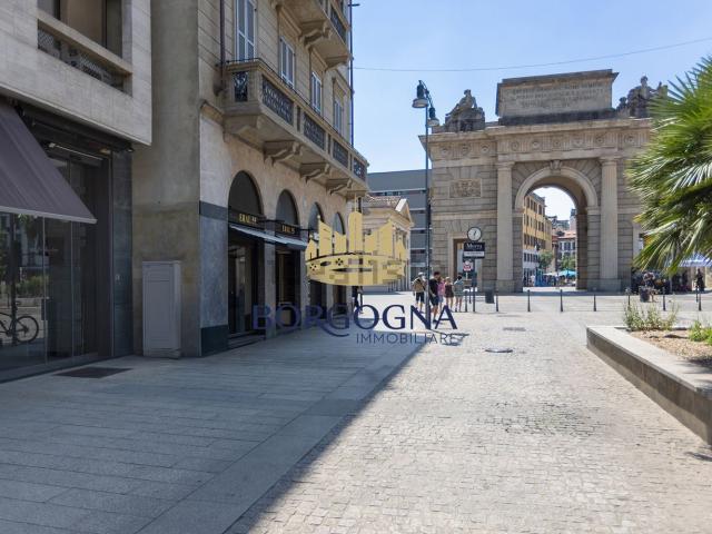 Locale in affitto di 65 m² in Corso Como, 2