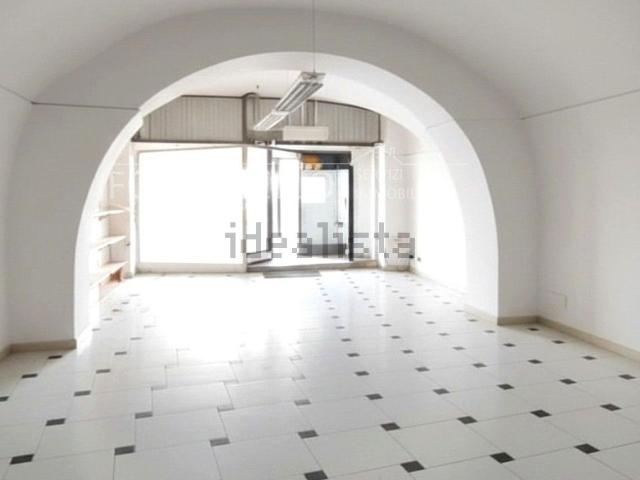 Locale in affitto di 65 m² in Corso Giuseppe Garibaldi