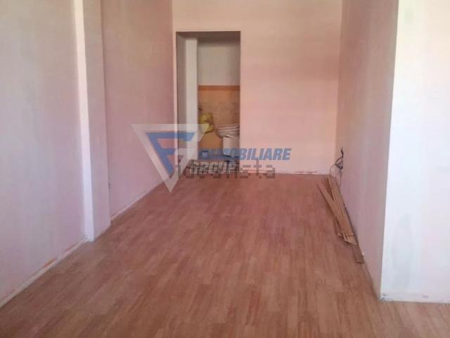 Locale in affitto di 65 m² in Largo dicone