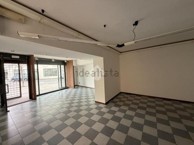 Locale in affitto di 65 m² in Piazza Rovereto, 149