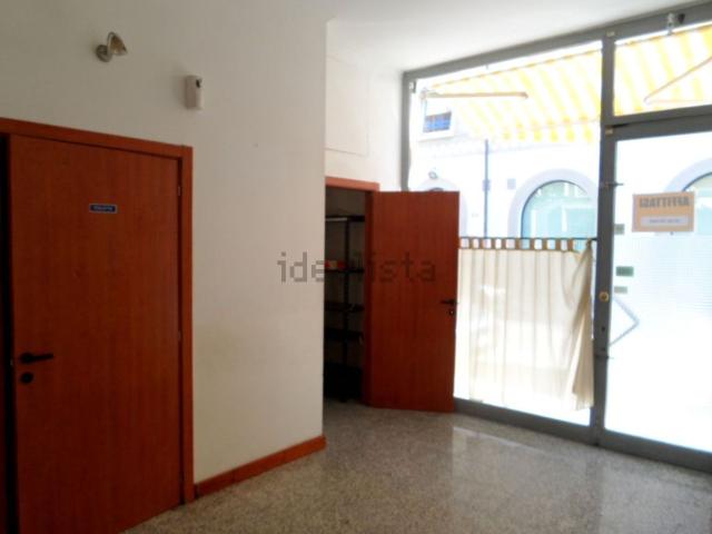 Locale in affitto di 65 m² in Via Antonio Gramsci