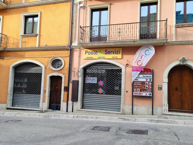 Locale in affitto di 65 m² in Via del Corso, 4