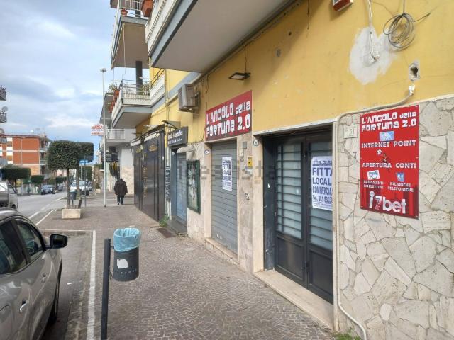 Locale in affitto di 65 m² in Via Giovanni Primicerio, 35