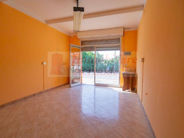 Locale in affitto di 65 m² in Via Giuseppe Garibaldi