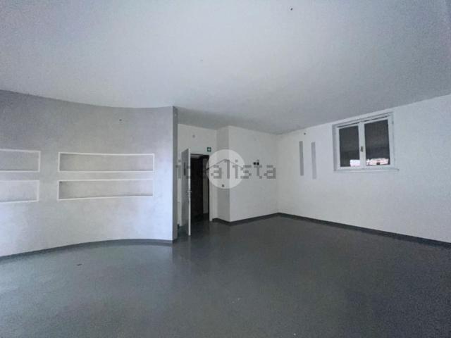 Locale in affitto di 65 m² in Via Guglielmo Marconi, 14