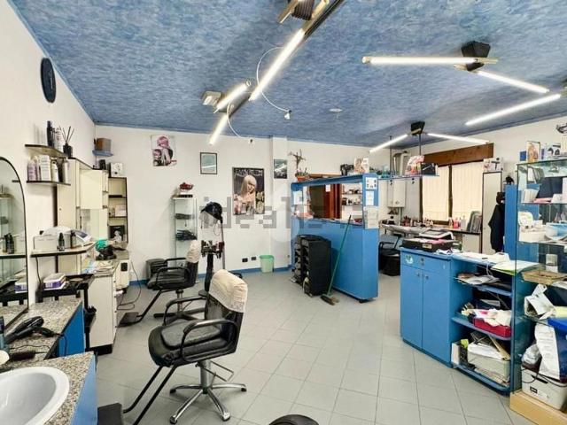 Locale in affitto di 65 m² in Via Risaie, 2
