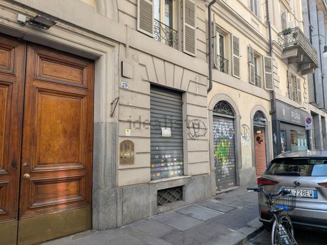 Locale in affitto di 65 m² in Via San Francesco da Paola, 29