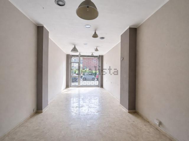 Locale in affitto di 65 m² in Via Saluzzo, 120