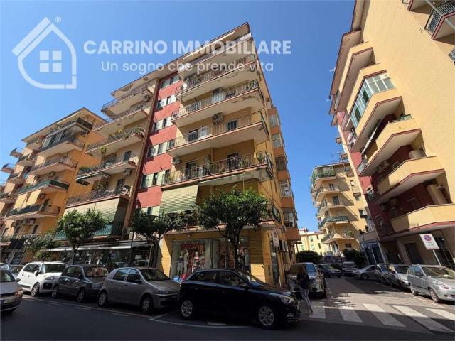 Locale in affitto di 65 m²