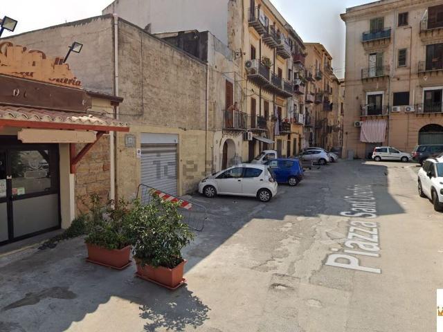 Locale in affitto di 65 m²