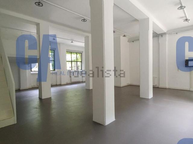 Locale in affitto di 664 m² in Via Tortona