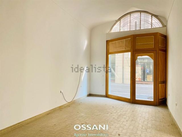 Locale in affitto di 66 m² in Corso Giuseppe Garibaldi, 12