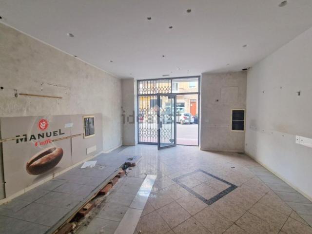 Locale in affitto di 66 m² in Corso VI Aprile, 258