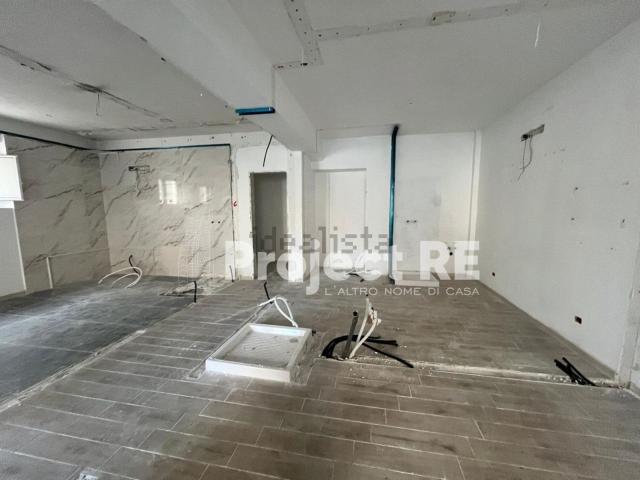 Locale in affitto di 66 m² in Viale Amendola