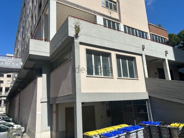 Locale in affitto di 680 m² in Via Campo di Marte, 4