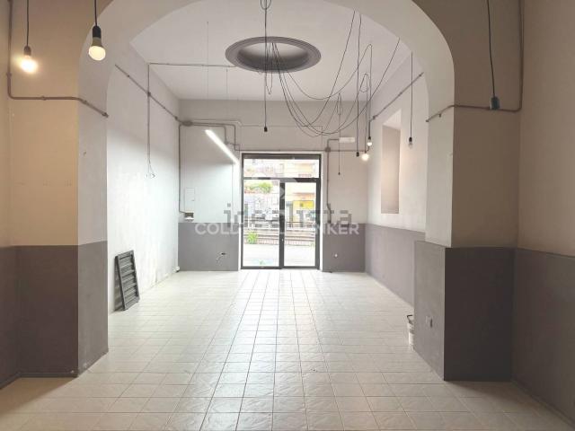 Locale in affitto di 68 m² in Via Casilina