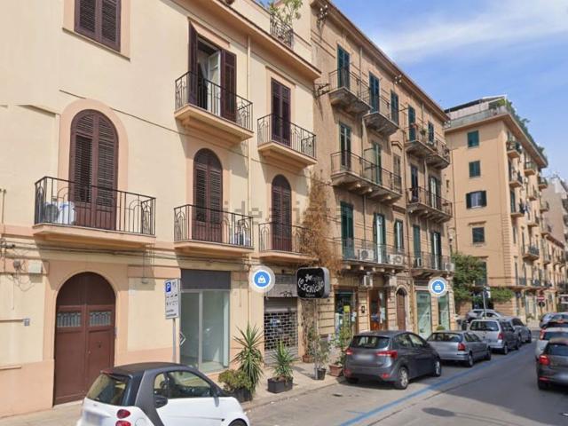 Locale in affitto di 68 m² in Via Ludovico Ariosto, 47